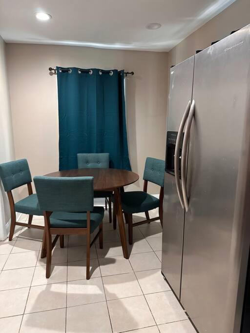 Bright 2Br Apt 8 Min To Jfk And 5 Min To Mall Apartment Valley Stream Exterior foto